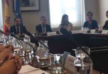 Los taxistas aún no han alcanzado un acuerdo con Fomento Los taxistas aún no han alcanzado un acuerdo con Fomento