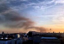 🔥 Incendio en el museo de SEAT de Barcelona Incendio en el museo de SEAT de Barcelona