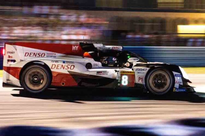 Fernando Alonso lidera las 1.000 Millas de Sebring