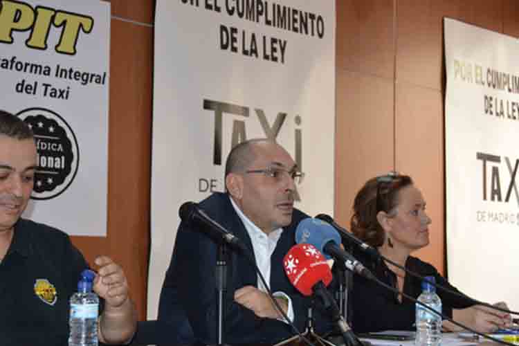 Elpidio Silva sobre el nuevo reglamento del Taxi