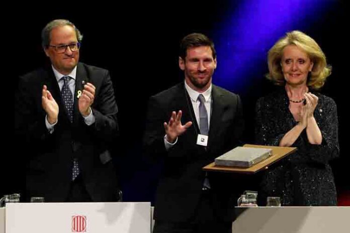 Leo Messi recibe la Creu de Sant Jordi