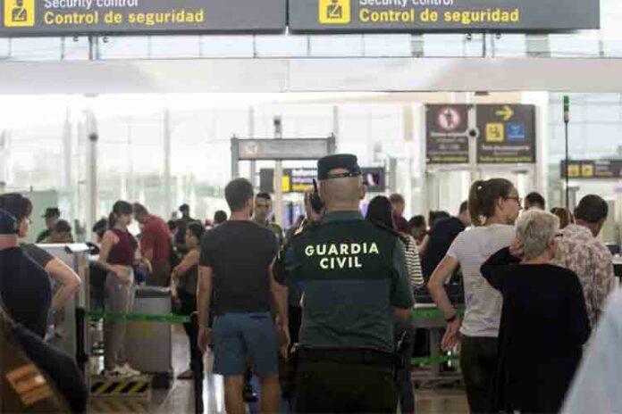 Intervienen más de 500.000 euros en el aeropuerto de Barcelona