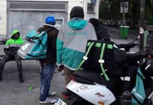 Las empresas de reparto a domicilio explotan a los migrantes Las empresas de reparto a domicilio explotan a los migrantes