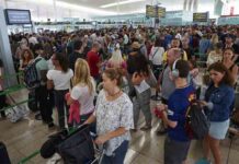 Los vigilantes de seguridad del aeropuerto del Prat continúan las negociaciones Los vigilantes de seguridad del aeropuerto del Prat continúan las negociaciones