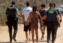 73 detenidos en una fiesta ilegal en Ibiza 73 detenidos en una fiesta ilegal en Ibiza