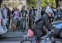 Las empresas de bicis y motos necesitarán licencia para operar Las empresas de bicis y motos necesitarán licencia para operar