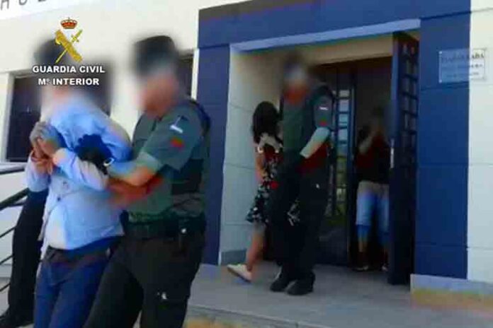 Detenidos cuatro atracadores de bancos en Almería