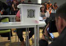 La acusación del Ayuntamiento de Barcelona impulsa la investigación de la actuación policial del 1-O La acusación del Ayuntamiento de Barcelona impulsa la investigación de la actuación policial del 1-O
