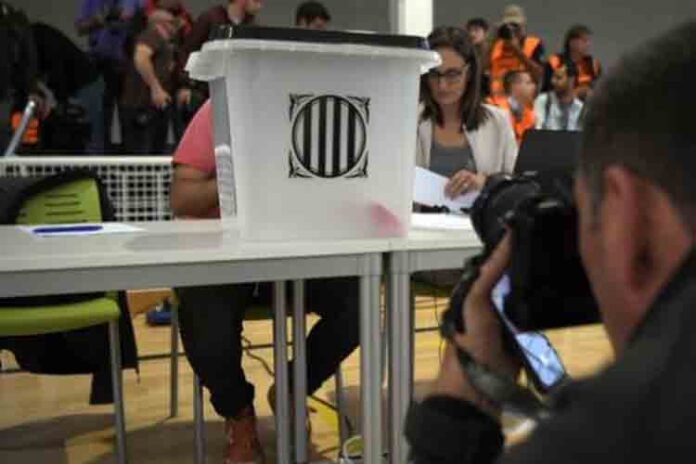 La acusación del Ayuntamiento de Barcelona impulsa la investigación de la actuación policial del 1-O