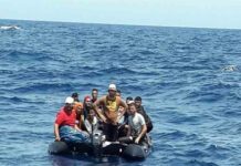 Un barco francés rescata a 18 inmigrantes de una patera en Cabrera Un barco francés rescata a 18 inmigrantes de una patera en Cabrera