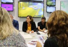 Ada Colau: «La ciudad no se merece esto» Ada Colau: "La ciudad no se merece esto"