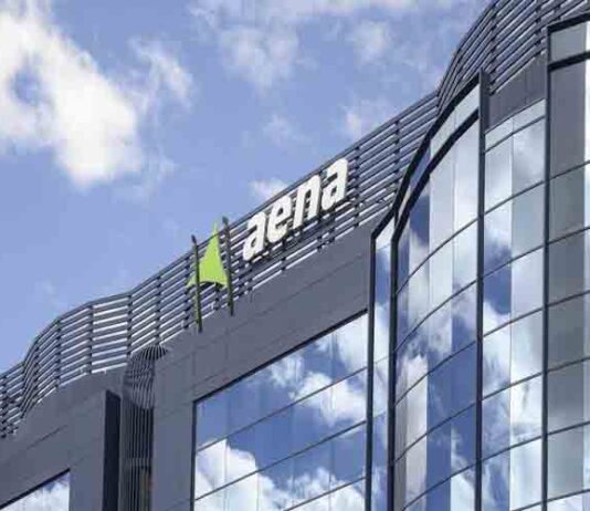 Aena incentivará a las aerolíneas que operen en Canarias y Baleares Aena incentivará a las aerolíneas que operen en Canarias y Baleares