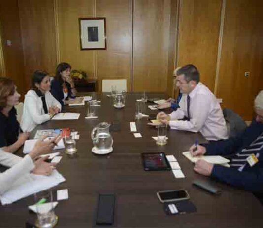 El Ministerio de Turismo planea un rescate de 300 millones tras el colapso de Thomas Cook El Ministerio de Turismo planea un rescate de 300 millones tras el colapso de Thomas Cook