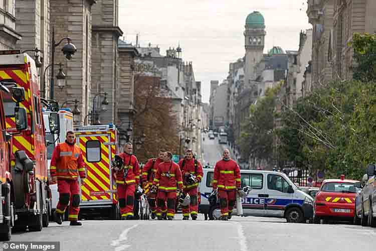 El asesino de los cuatro policías en París tenía vínculos islamistas radicales