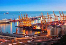 El puerto de Barcelona a movido 62,7 millones de toneladas hasta noviembre El puerto de Barcelona garantiza los servicios mínimos en la huelga general