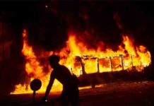 El toque de queda se extiende en Chile a medida que aumenta el número de muertos El toque de queda se extiende en Chile a medida que aumenta el número de muertos