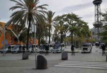 La Guardia Civil protege el puerto de Barcelona La Guardia Civil protege el puerto de Barcelona