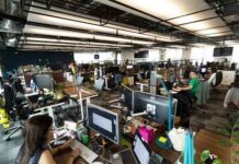 La compañía de videojuegos King abre una sede en Barcelona con 600 empleados La compañía de videojuegos King abre una sede en Barcelona con 600 empleados
