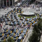La lucha del taxi contra la intrusión ilegal de las transnacionales