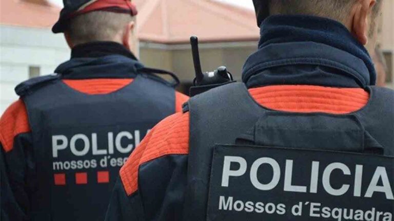 Detenido un hombre por la muerte de su pareja en Barcelona
