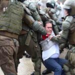 Malditos Bastardos: Chile y Ecuador sufren la represión de sus presidentes de derechas