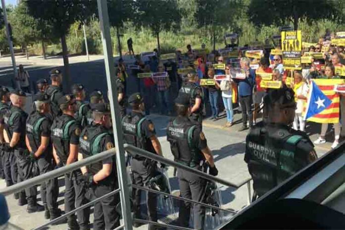 Marlaska no permite la intervención de los GRS de la Guardia Civil en Barcelona