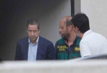 Zaplana habría seguido con las operaciones de blanqueo aún cuando estaba en el hospital Zaplana habría seguido con las operaciones de blanqueo aún cuando estaba en el hospital