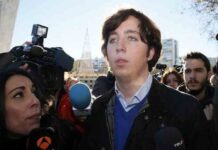 El Pequeño Nicolás intenta apuñalar a un camarero El Pequeño Nicolás intenta apuñalar a un camarero