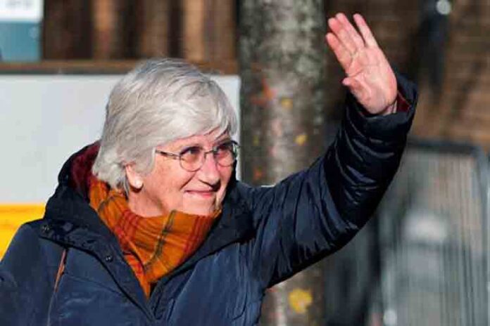 El juez de Edimburgo deja en libertad provisional a Clara Ponsatí