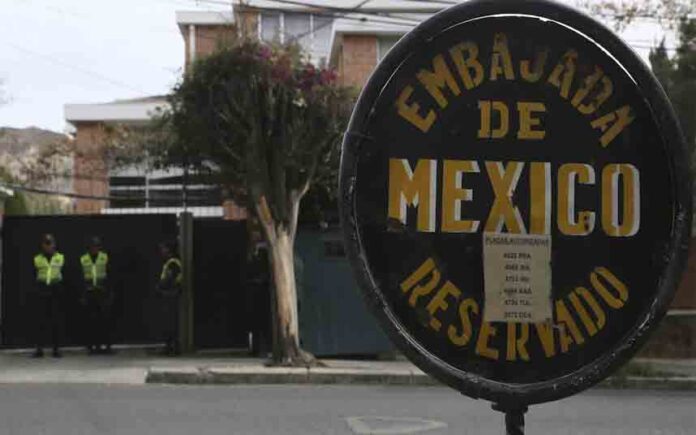 Bolivia declara personas no gratas a 2 diplomáticos de España y a la embajadora de México