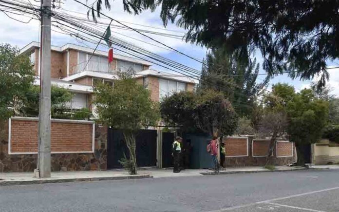 España envía un funcionario a Bolivia para investigar el incidente de la embajada