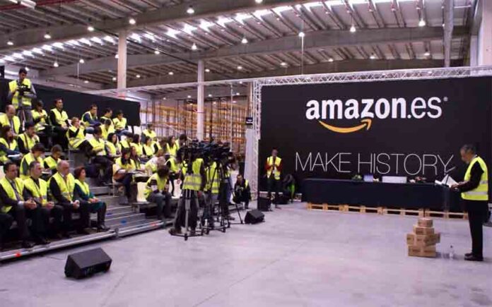 Evacuada la sede de Amazon en Madrid tras una falsa amenaza de bomba