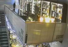 Ingresan en prisión tres personas por robar productos alimentarios de lujo Ingresan en prisión tres personas por robar productos alimentarios de lujo