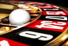 La Moncloa prepara un decreto para combatir la adicción al juego La Moncloa prepara un decreto para combatir la adicción al juego