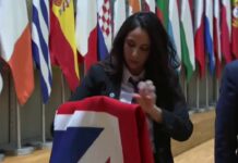 La Unión Europea retira las enseñas del Reino Unido de sus instituciones La Unión Europea retira las enseñas del Reino Unido de sus instituciones