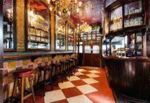 Boris Johnson anuncia el cierre de restaurantes y gimnasios en el Reino Unido Boris Johnson anuncia el cierre de restaurantes y gimnasios en el Reino Unido