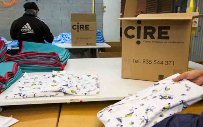 Las prisiones de Catalunya fabricarán 32000 uniformes para los hospitales por la crisis