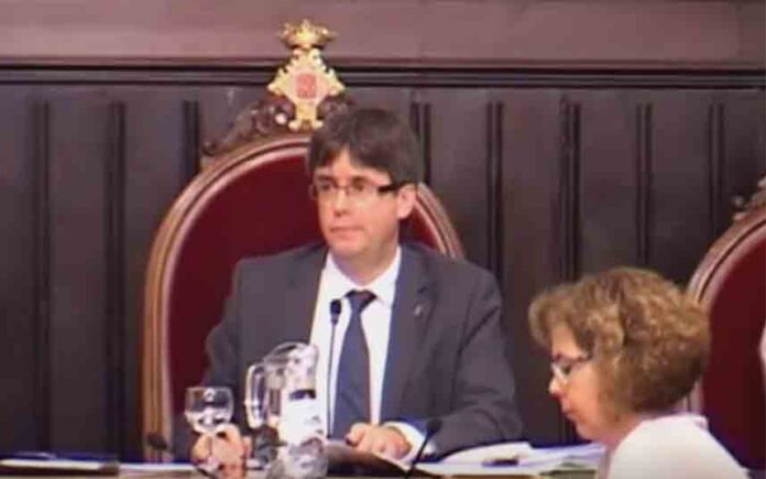 Una juez pide al Supremo que investigue a Puigdemont por posible fraude cuando era alcalde