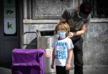 El Gobierno rectifica y los menores de 14 años podrán salir a pasear El Gobierno rectifica y los menores de 14 años podrán salir a pasear