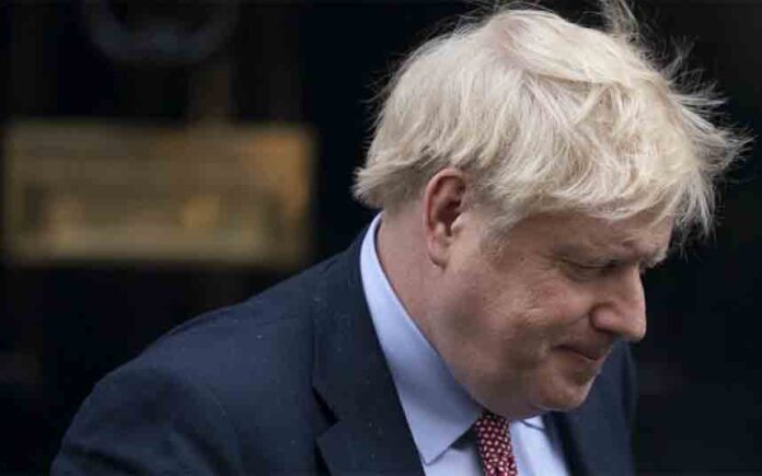 Hospitalizado el primer ministro Boris Johnson, después de dar positivo en coronavirus