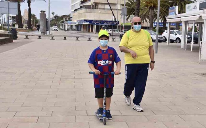 Las muertes por coronavirus en España caen en picado, 288 en las últimas horas