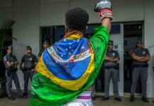 La violencia contra los negros en Estados Unidos y Brasil La violencia contra los negros en Estados Unidos y Brasil