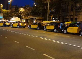 Detenidos en Barcelona tres policías canadienses por una agresión sexual en un taxi Los taxistas de Barcelona pronostican una sobreoferta a partir del día 22 de junio