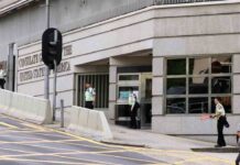 China ordena el cierre del consulado estadounidense en Chengdu China ordena el cierre del consulado estadounidense en Chengdu