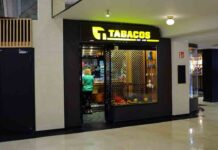 Canarias prohibirá fumar en la calle al igual que Galicia Canarias prohibirá fumar en la calle al igual que Galicia, si no se puede mantener la distancia de dos metros