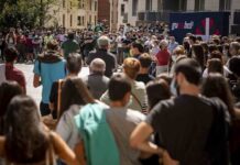 Encuentro en Algorta para expresar su solidaridad con Unai Etxebarria Encuentro en Algorta para expresar su solidaridad con Unai Etxebarria