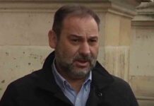 Ábalos pide al PP que abandone la política partidista y arrime el hombro contra el Covid Ábalos pide al PP que abandone la política partidista y arrime el hombro contra el Covid