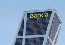 Aprobada la fusión entre CaixaBank y Bankia Aprobada la fusión entre CaixaBank y Bankia