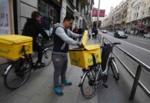 Los riders de Glovo denuncian trapicheo de drogas El Supremo da la razón a los riders de Glovo y los considera falsos autónomos