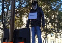 ÚLTIMA HORA!! El taxi del AMB decide convocar movilizaciones de manera indefinida El taxi del AMB decide convocar movilizaciones de manera indefinida